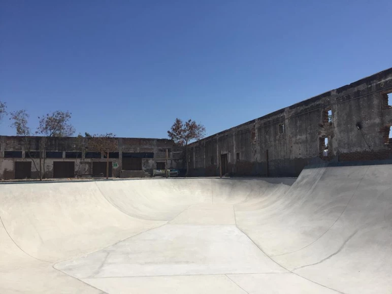 La Ruina skatepark
